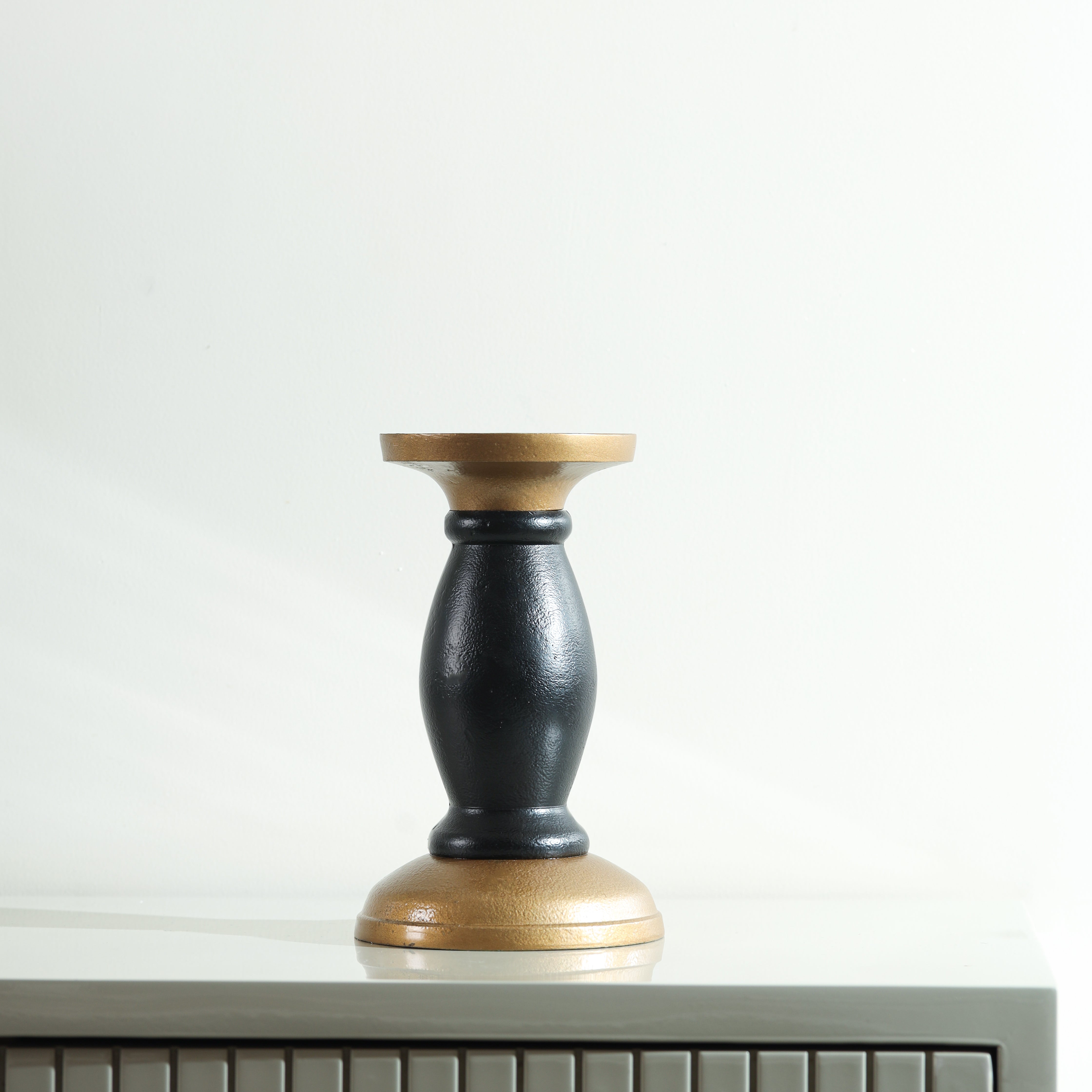Classic Two-Tone Pillar Candle Stand